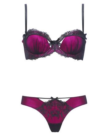 Honeymoon Lingerie from Ann Summers | hitched.ie - hitched.ie