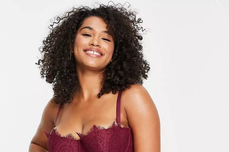 Sexy honeymoon lingerie for every couple 