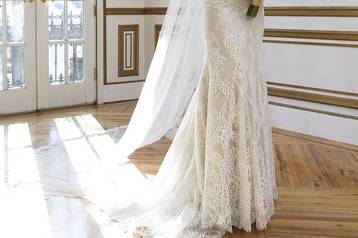 Travel-Friendly Wedding Dresses