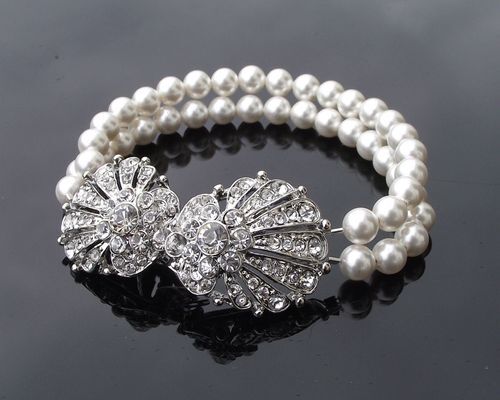 Oyster Ivory Pearl Bracelet, Jules Bridal Jewellery