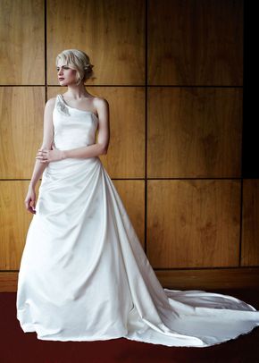 Skyler - Red Carpet, Ivory & Co Bridal