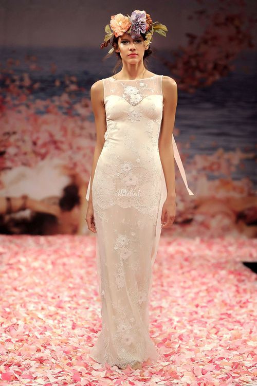 Aphrodite, Claire Pettibone