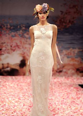 Aphrodite, Claire Pettibone