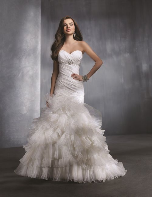 2308, Alfred Angelo