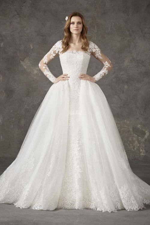 Nelson, Pronovias