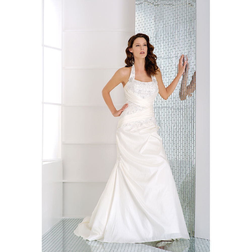 58131. Wedding Dress from Trudy Lee hitched.ie