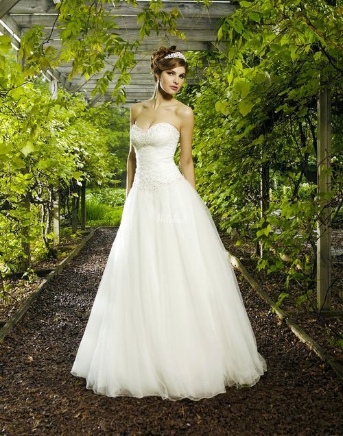 3621, Sincerity Bridal