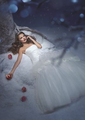 Snow White 211, Alfred Angelo
