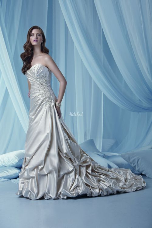 3104, IMPRESSION Bridal