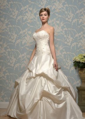 R608, White Rose Bridal