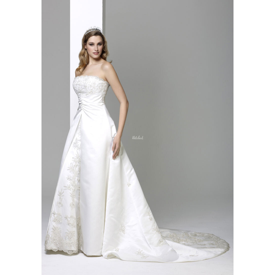 Adrienne Wedding Dress From Berketex Bride Hitchedie 8383