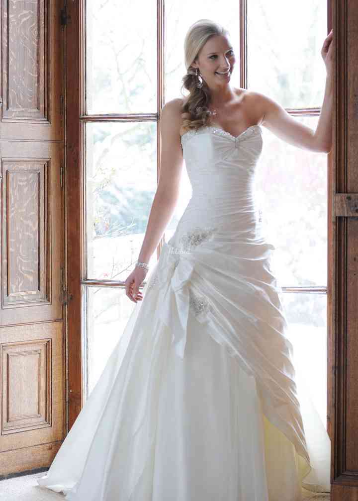 Forget Me Not Designs Wedding Dresses hitched.ie