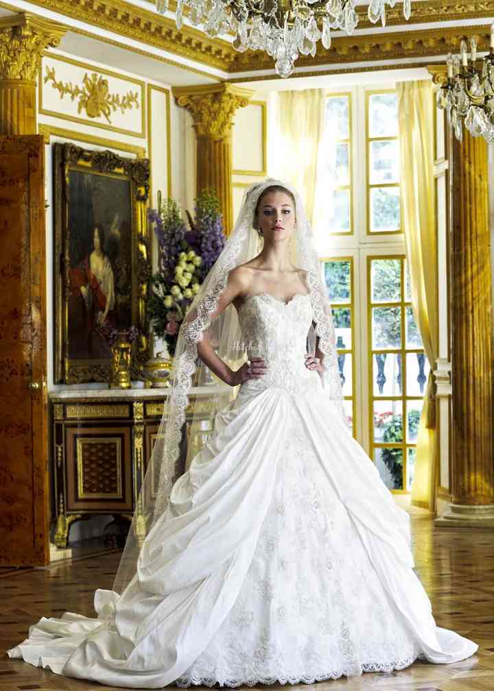 Dauphine Wedding Dress from Ian Stuart hitched.ie