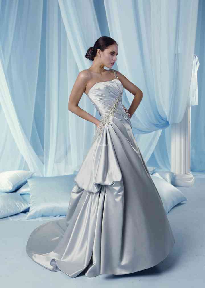 Impression shop bridal dresses