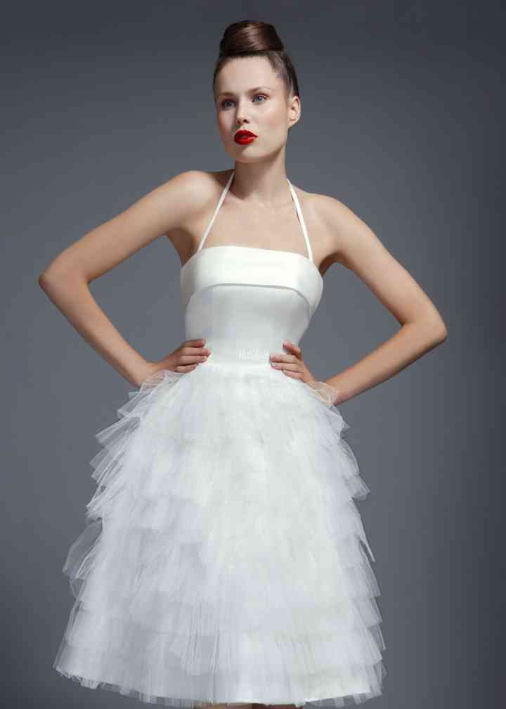 Short tutu wedding on sale dress