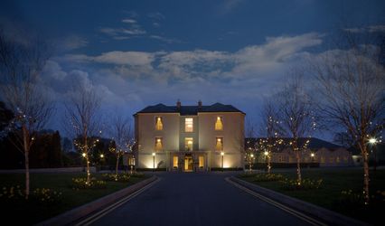 County Arms Hotel