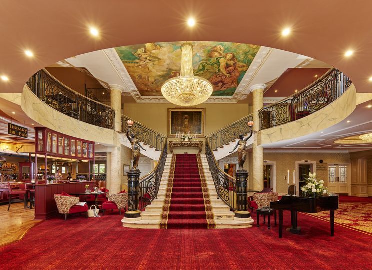 Bridge House Hotel