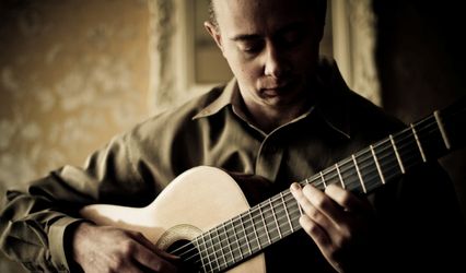 Colm Connolly Classical Guitarist