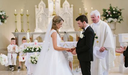Simply Divine Weddings