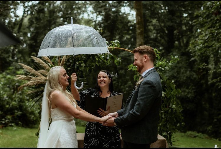 Linda Foley Wedding Celebrant