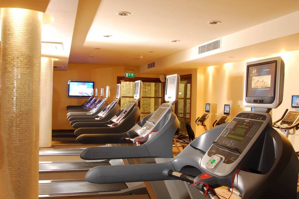 Pier Health Club