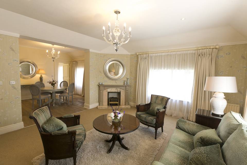 The Suite-Sitting Room & Breakfast Room