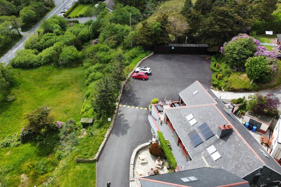 The Kylemore Pass Hotel & Restaurant