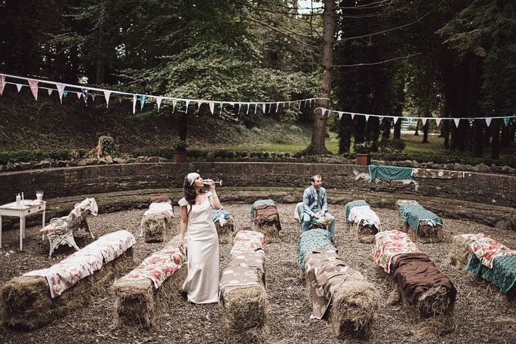 Barn Style Wedding in the Turntable