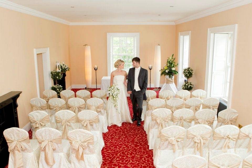 Civil Ceremony in Barlow Room