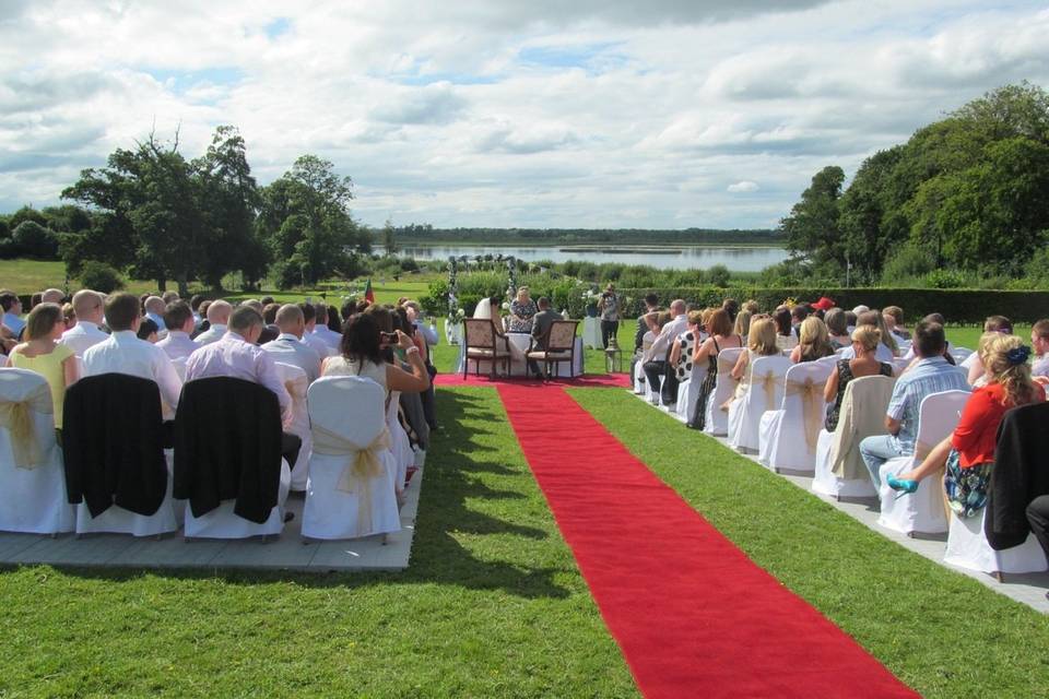 Wedding on Lawns