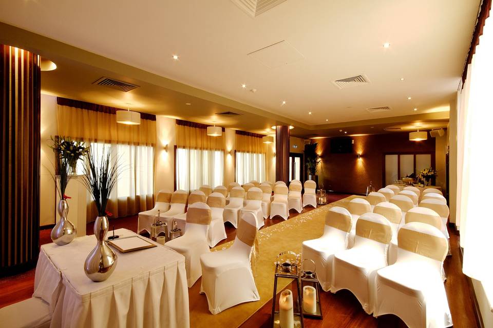 Carrigaline Court Hotel 13