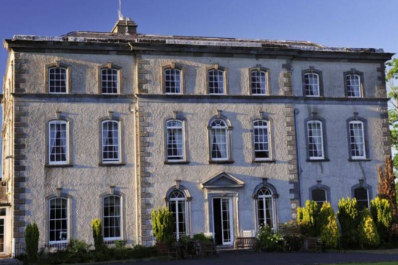 Dundrum House Hotel