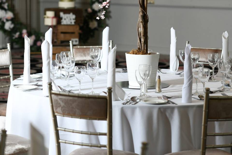 Seasons Suite: Top Table