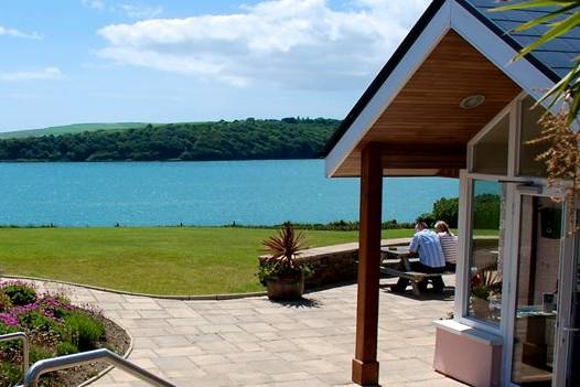 The Pink Elegant terrace and private lawn