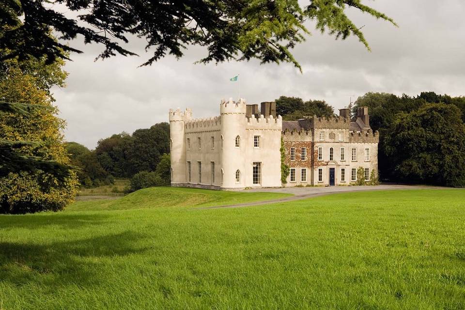 Ballinlough Castle