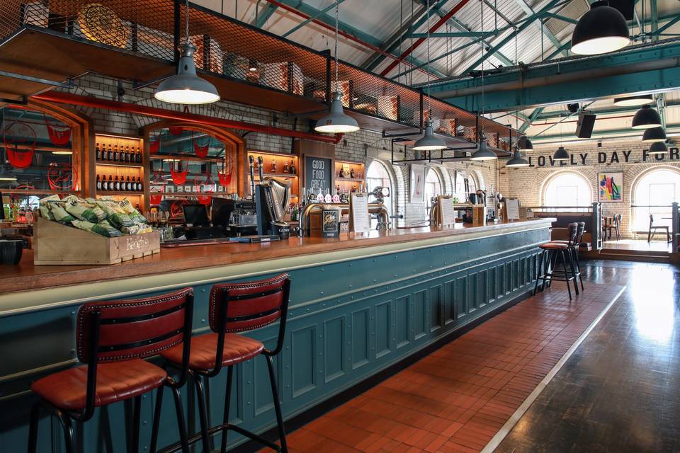 Arthur's Bar