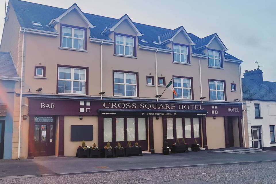 Cross Square Hotel