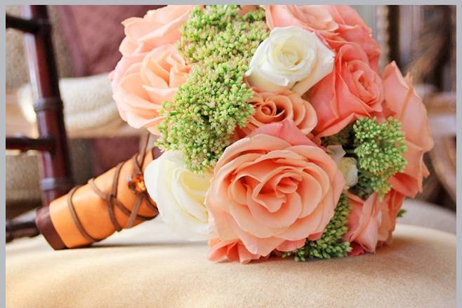 Apricot, Peach and White Rose tied bouquet