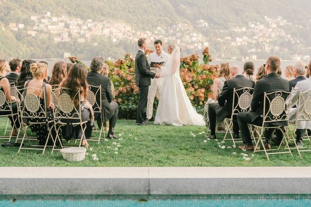 Lake-side garden wedding