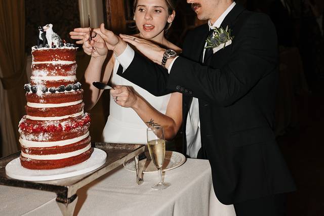 Cutting the cake