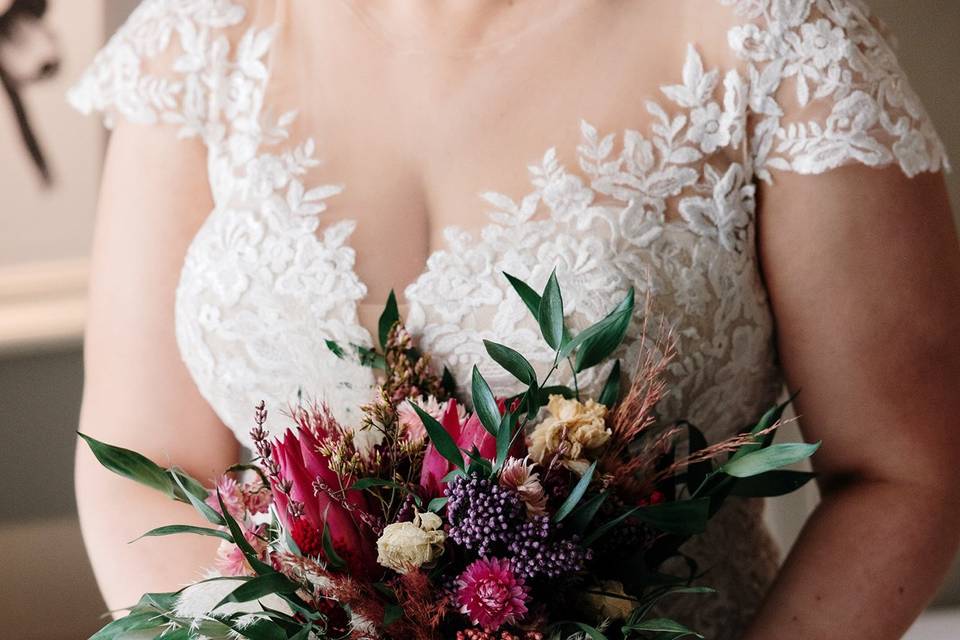 Medium Bridal Bouquet