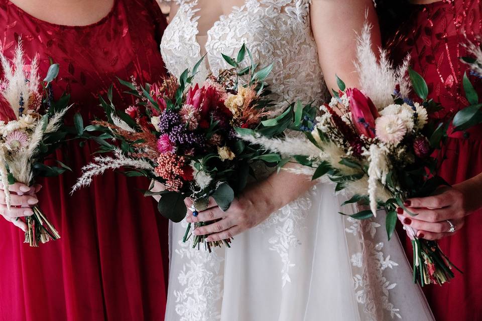 Bridal & Bridesmaid (Medium)