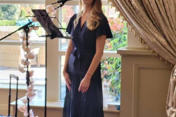 Lauren Duggan - Professional Ceremony & Reception Singer