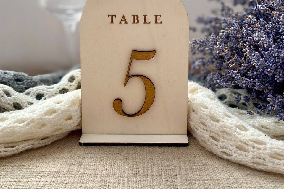 Table number boho style